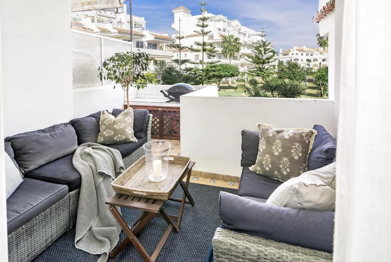 Cl- 1 Bedroom Walking Distance To Puerto Banus Marbella Spain