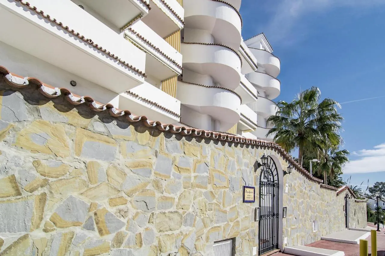 Apartment Cl- 1 Bedroom Walking Distance To Puerto Banus Marbella